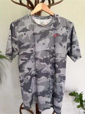 Nike Men's Black & White Camo Performance Tee with Red Swoosh